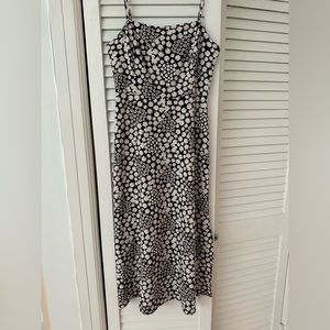 Shale Mare Elena midi dress in daisy print - size M